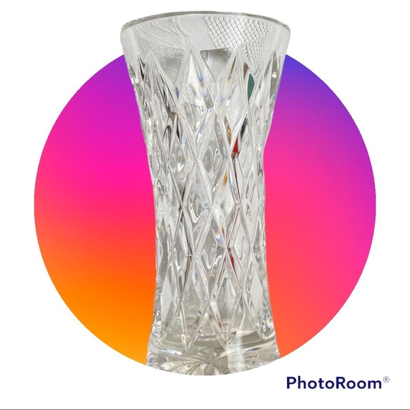 Crystal Glass vase . - Picture 2 of 3